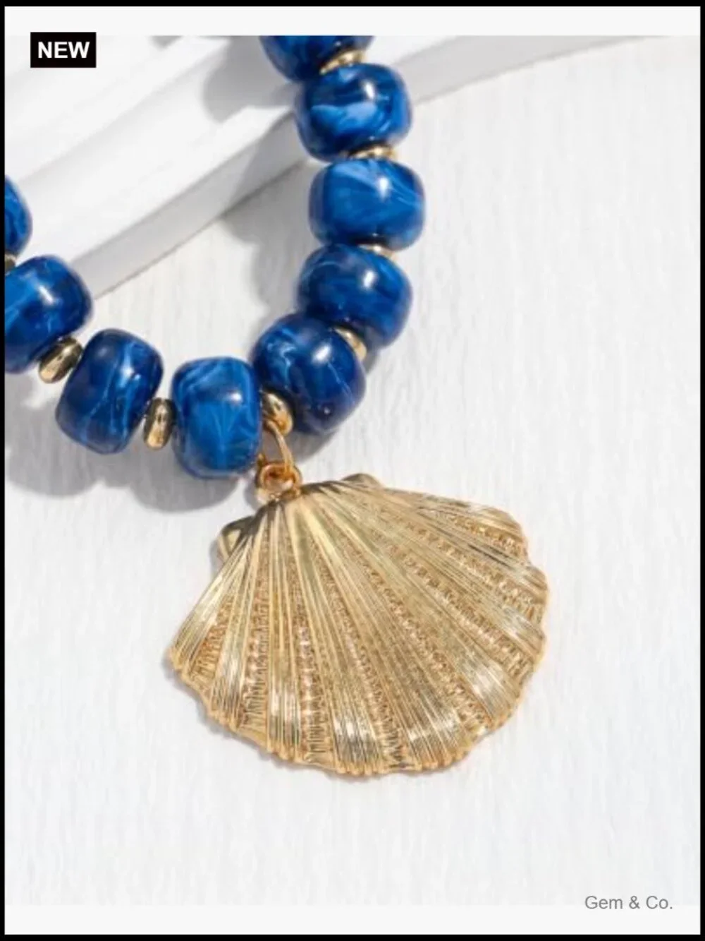 Chunky Beaded Necklace with Starfish & Shell Pendants Nautical Jewelry